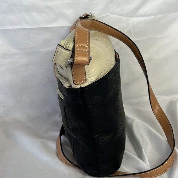 NWOT GIANIBERNINI Colorblock Crossbody  - Picture 7 of 8